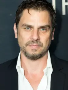 Ariel Vromen