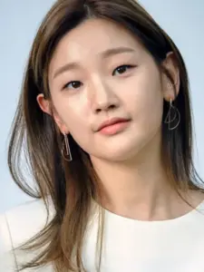 Park So-dam