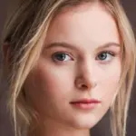 Mia Jenkins