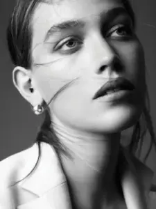 Victoria Pedretti