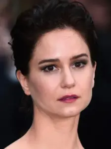 Katherine Waterston