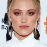 Μάικα Μονρό (Maika Monroe)