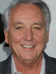 Μπομπ Γκάντον (Bob Gunton)