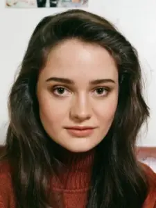 Έιλινγκ Φραντσιόζι (Aisling Franciosi)