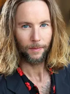 Greg Cipes
