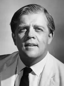 Pat Hingle