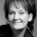 Λορέιν Άσμπουρν (Lorraine Ashbourne)