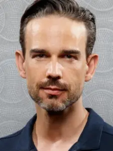 Christopher Gorham