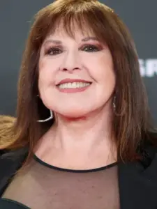 Loles León