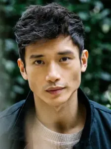 Μάνι Χασίντο (Manny Jacinto)
