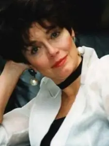 Kathleen Barr
