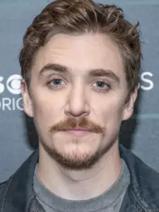Kyle Gallner