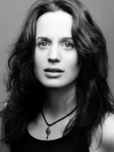 Ελίζαμπεθ Ρίζερ (Elizabeth Reaser)