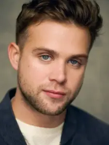 Leo Woodall