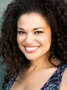 Μισέλ Μπουτό (Michelle Buteau)