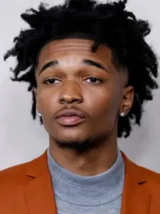 Isaiah Hill