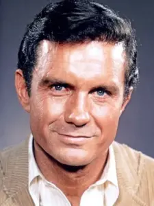 Κλιφ Ρόμπερτσον (Cliff Robertson)