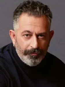 Cem Yılmaz