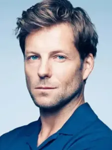 Jamie Bamber