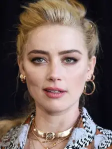 Άμπερ Χερντ (Amber Heard)