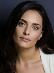 Aslıhan Gürbüz (Aslihan Gurbuz)