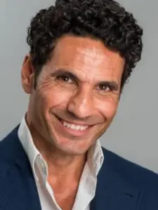 Óscar Higares