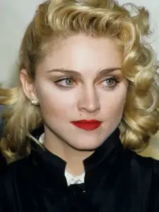 Μαντόνα (Madonna)