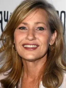 Joey Lauren Adams