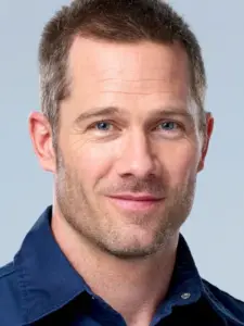 Luke Macfarlane