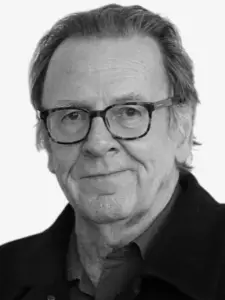 Tom Wilkinson