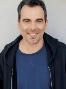 Ντένης Ηλιάδης (Dennis Iliadis)