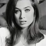 Valerie Leon