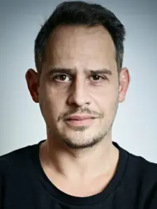 Μόριτς Μπλάιμπτροϊ (Moritz Bleibtreu)