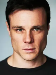 Rupert Evans