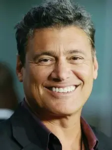 Steven Bauer