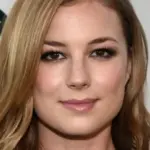 Έμιλι ΒανΚαμπ (Emily VanCamp)