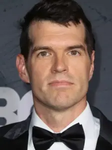 Τίμοθι Σάιμονς (Timothy Simons)