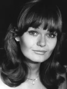 Valerie Perrine