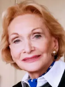 Σιάν Φίλιπς (Siân Phillips)
