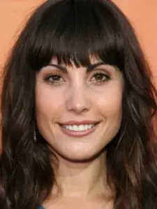 Carly Pope