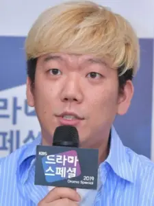 Lee Hyun-seok (Lee Hyun-suk)