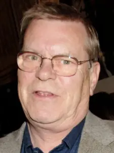 Warren Clarke