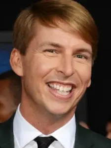 Τζακ ΜακΜπράιερ (Jack McBrayer)