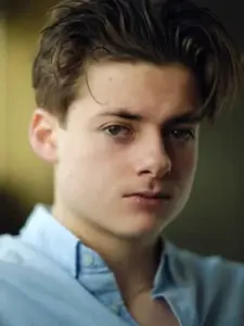 Louis Ashbourne Serkis