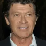Ρόμπι Ρόμπερτσον (Robbie Robertson)