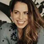 Λόρα Μπέιλι (Laura Bailey)