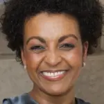 Αντζόα Άντο (Adjoa Andoh)