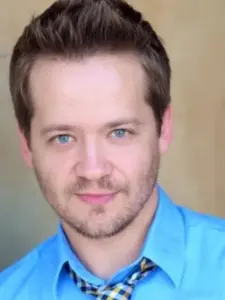 Jason Earles