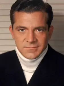 Ντέινα Άντριους (Dana Andrews)