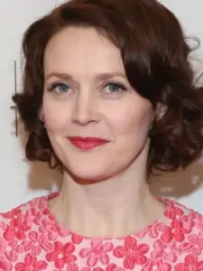 Σιμόν Κίρμπι (Simone Kirby)